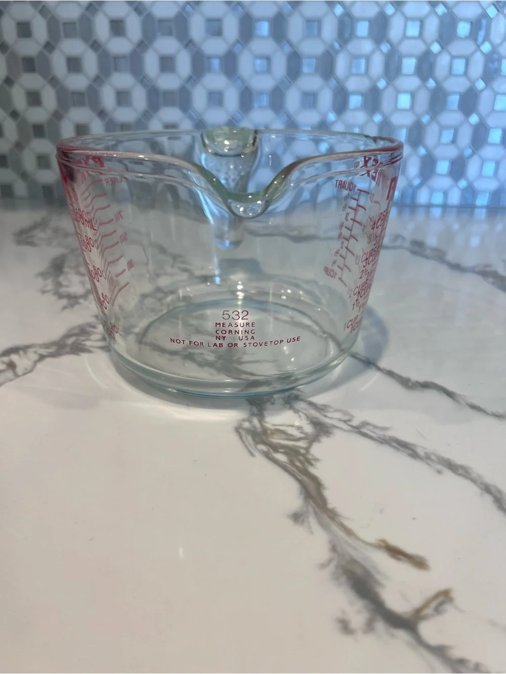 Vintage Pyrex 4 Cup J Handle Red Letters # 532 Corning NY USA Patent Pending